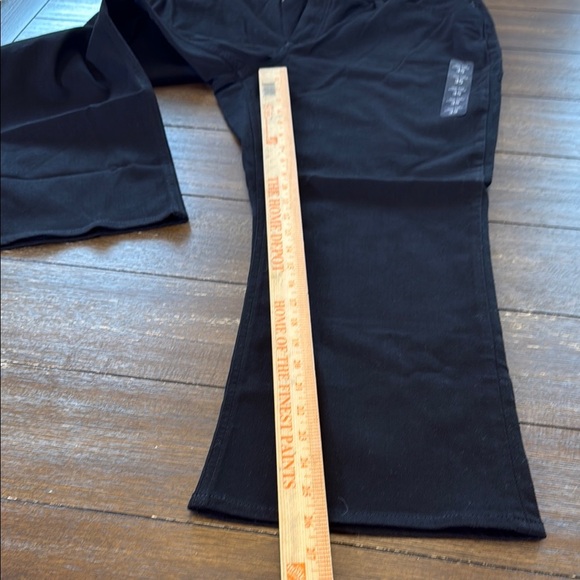 J. Crew Flare crop black jean in all-day stretch Size 35 - Picture 6 of 13